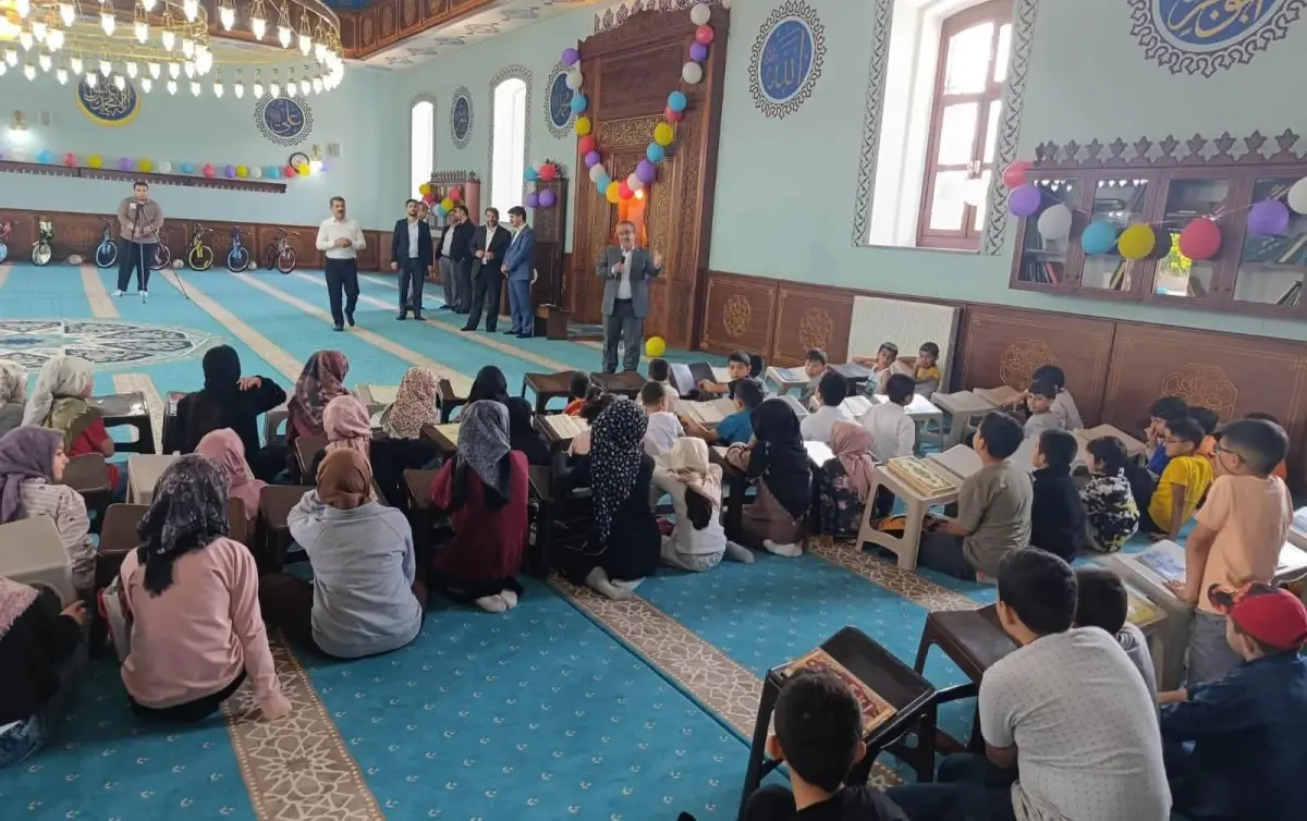Kars’ta Yaz Kur’an Kursları dualarla başladı