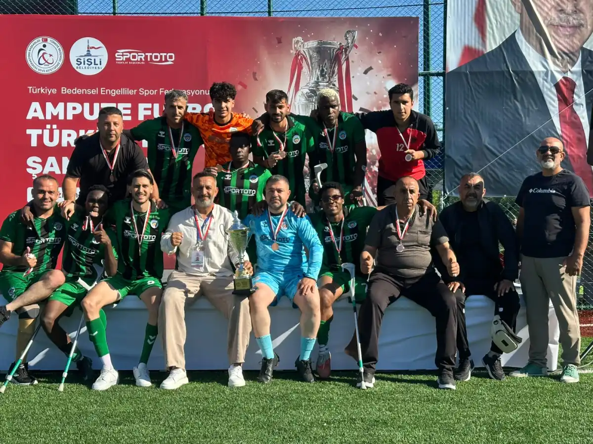 Malatya’dan milli takıma 3 ampute futbolcu tebrik edildi