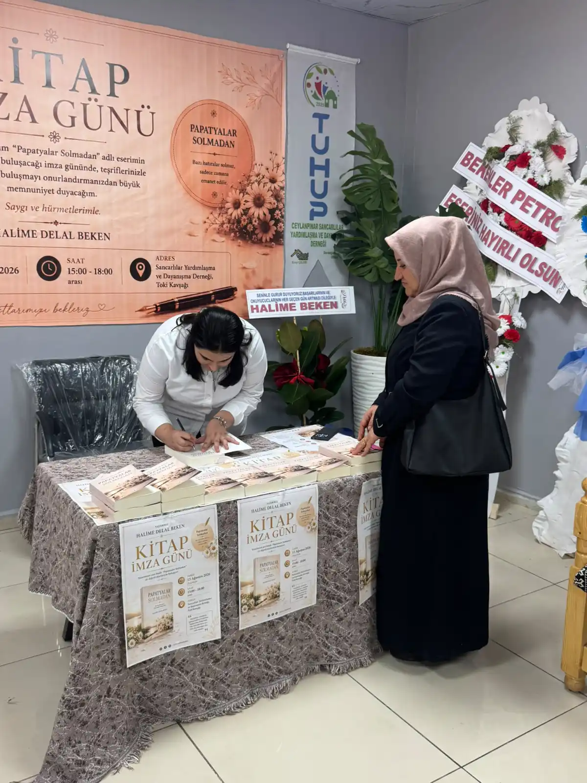 14 yaşındaki Halime Delal Beken iki kitap kaleme aldı