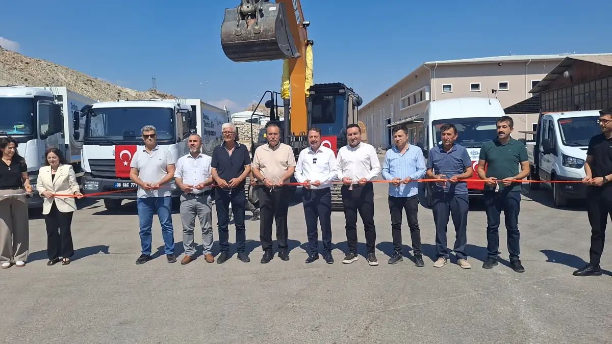Beypazarı Belediyesi envanterine 25 milyonluk araç katıldı
