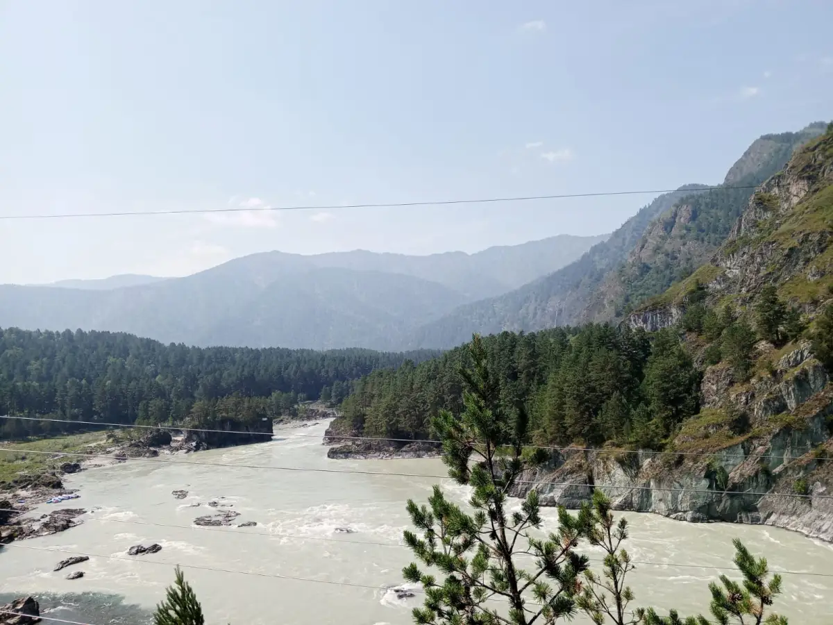 Altay’da Denisova insanları ve Ruhlar Vadisi