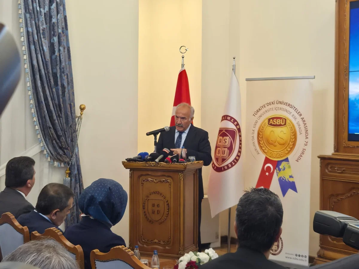 Seyfullah Hacımüftüoğlu’ndan gençlere dijital içerik tavsiyesi
