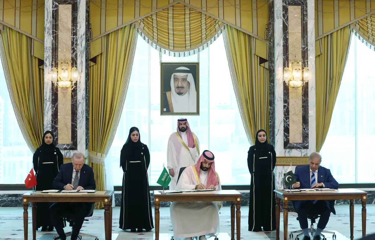 Türkiye, Pakistan ve Suudi Arabistan’dan savunma anlaşması
