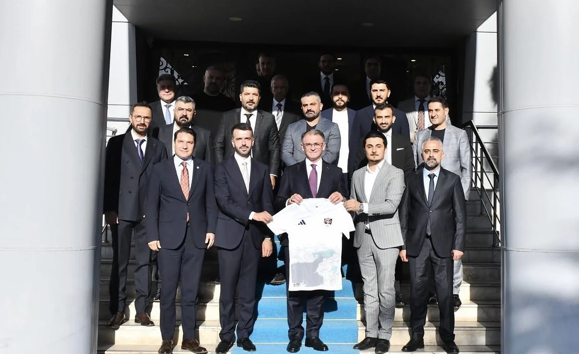 Van Valisi Balcı’dan Vanspor’a destek sözü
