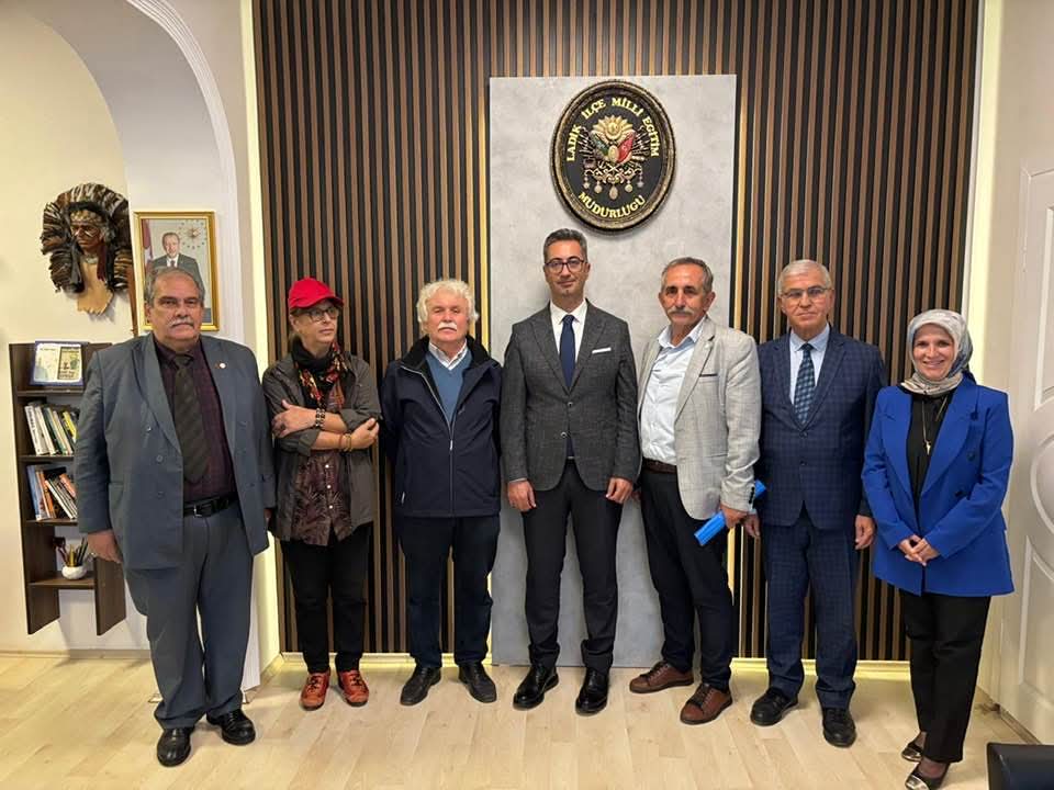 TÜKENMEDEN TÜKETMEK İÇİN CANİK -ATAKUM TÜKODER OKULLARDA GELECEK NESİLLERE TÜKETİCİ HAKLARI EĞİTİMİ İÇİN SAHADA