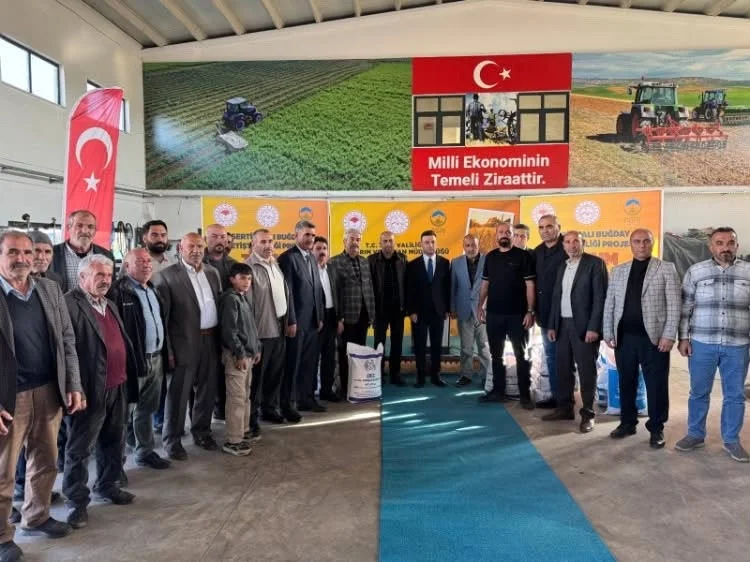 Ağrı’da 1.100 çiftçiye 550 ton sertifikalı buğday tohumu