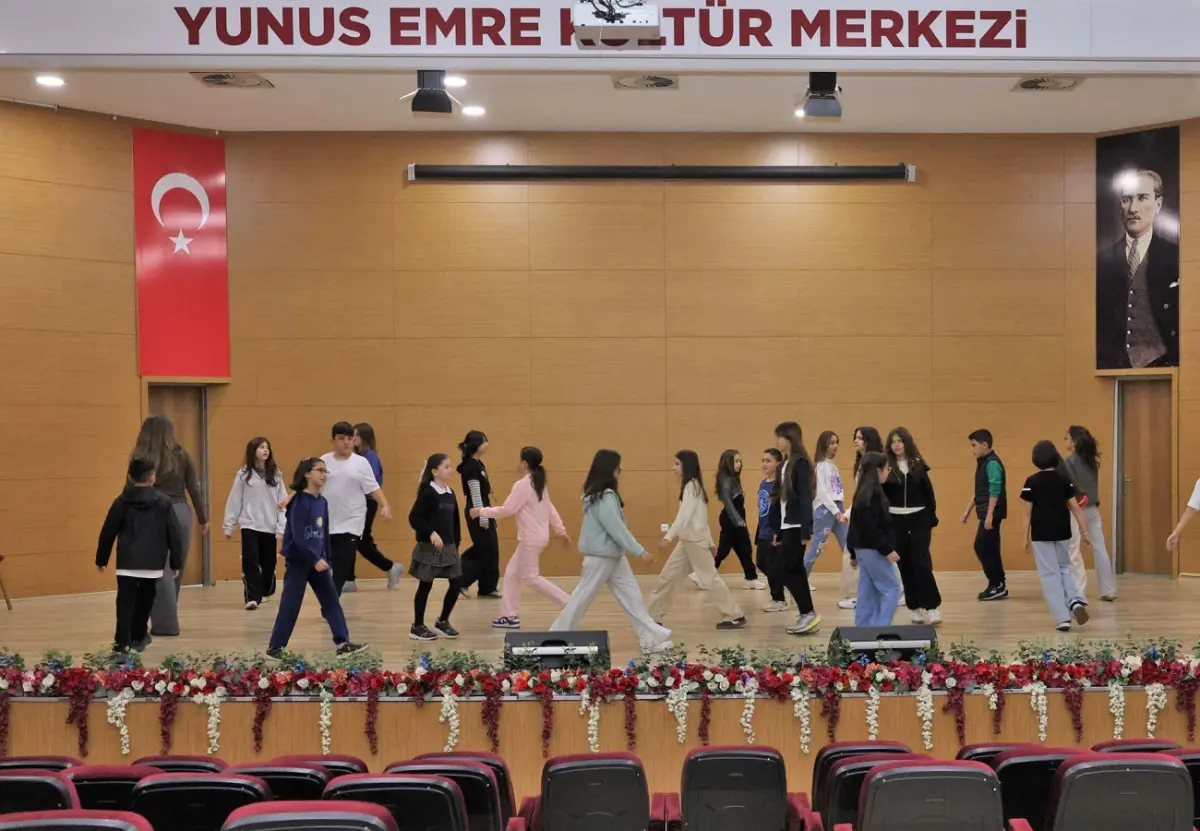 Keçiören’de ücretsiz tiyatro eğitimleri başladı