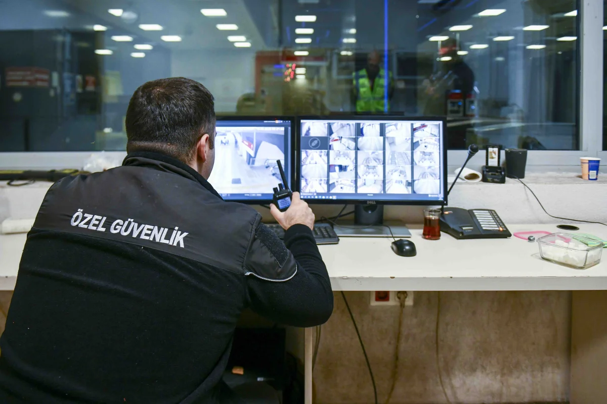 Yürüyen merdivenlerde butona basana siren uyarısı