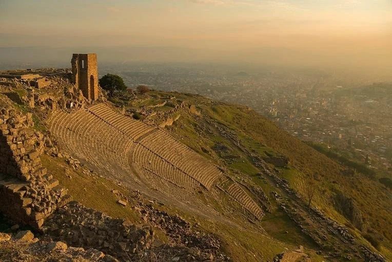Bergama’nın binlerce yıllık tarihi UNESCO listesinde