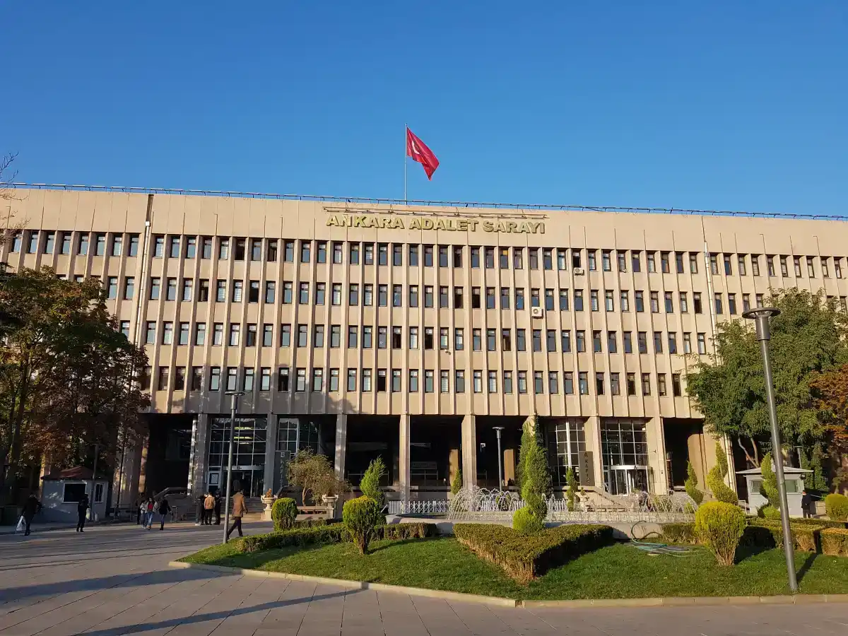 Berna Laçin hakkında soruşturma başlatıldı