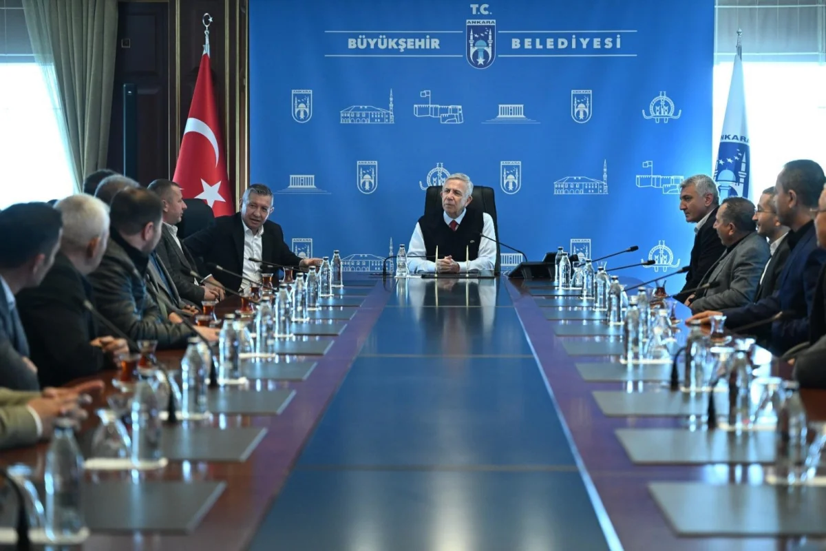 Beypazarı muhtarları Mansur Yavaş’a teşekkür etti