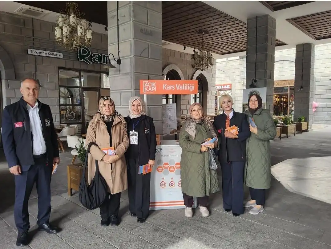 Kars’ta Açık Kapı hizmetleri vatandaşlara tanıtıldı