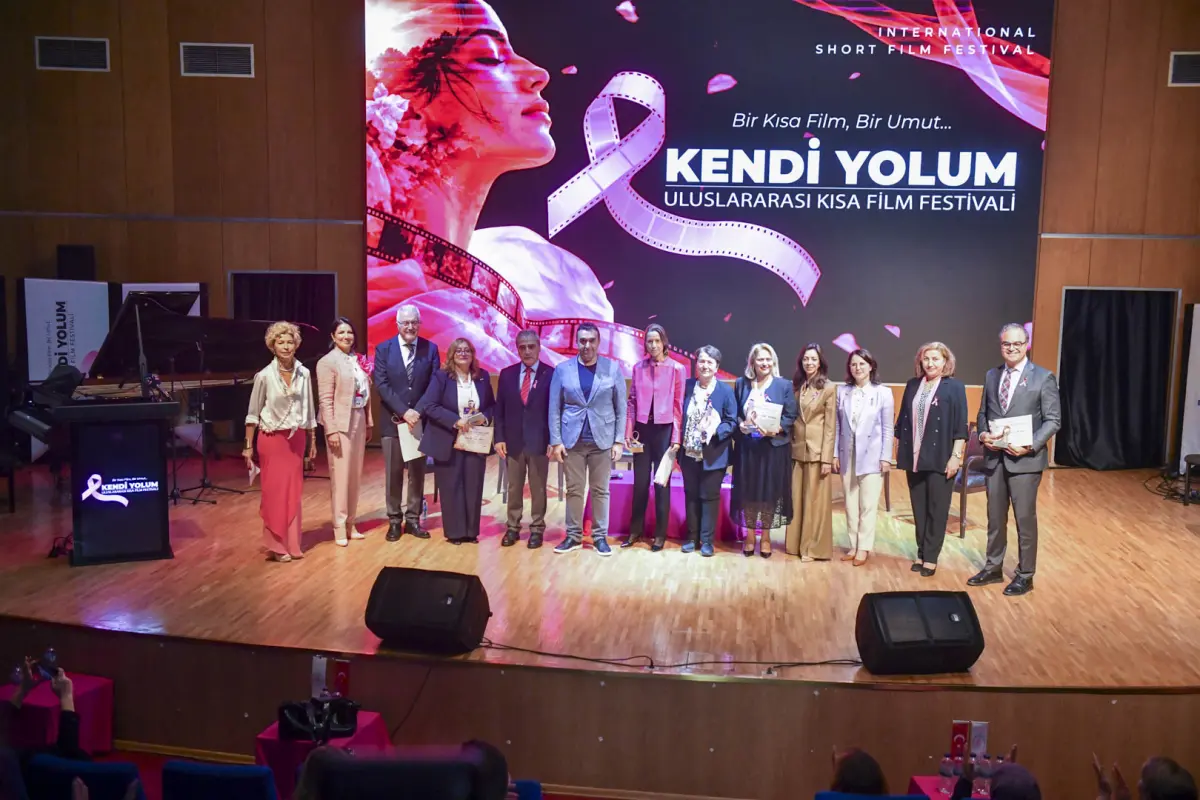 Ankara’da meme kanserine kısa filmle farkındalık