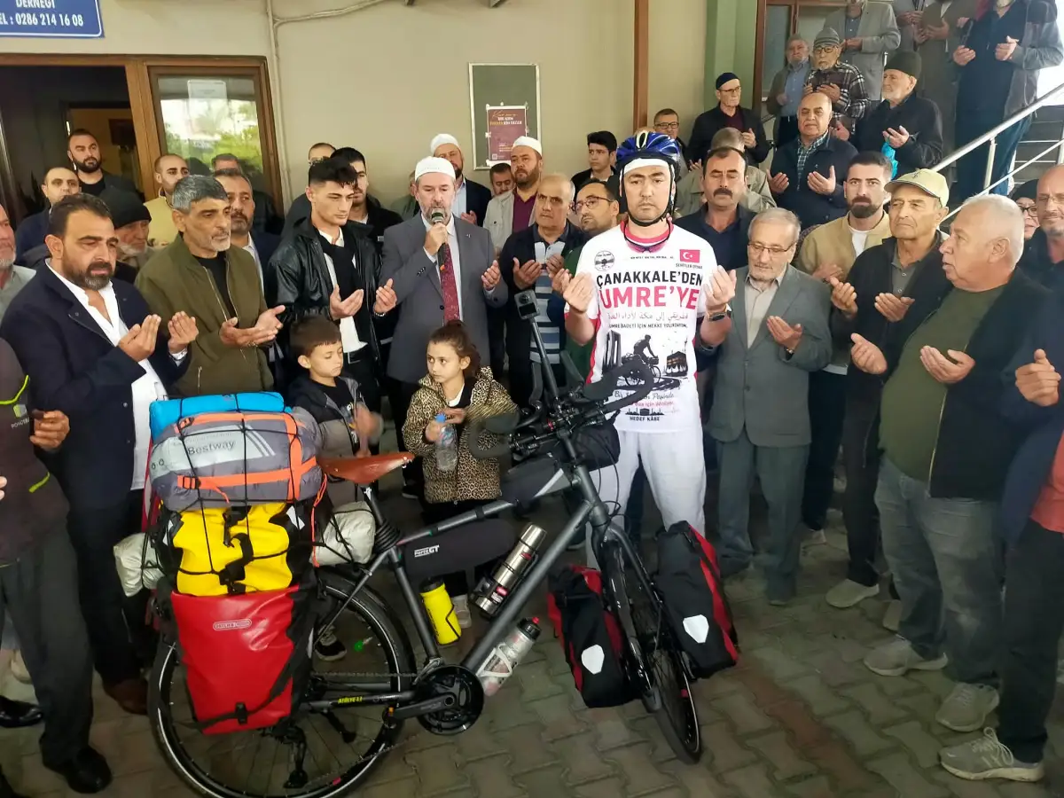 Çanakkale’den bisikletle umreye gidiyor