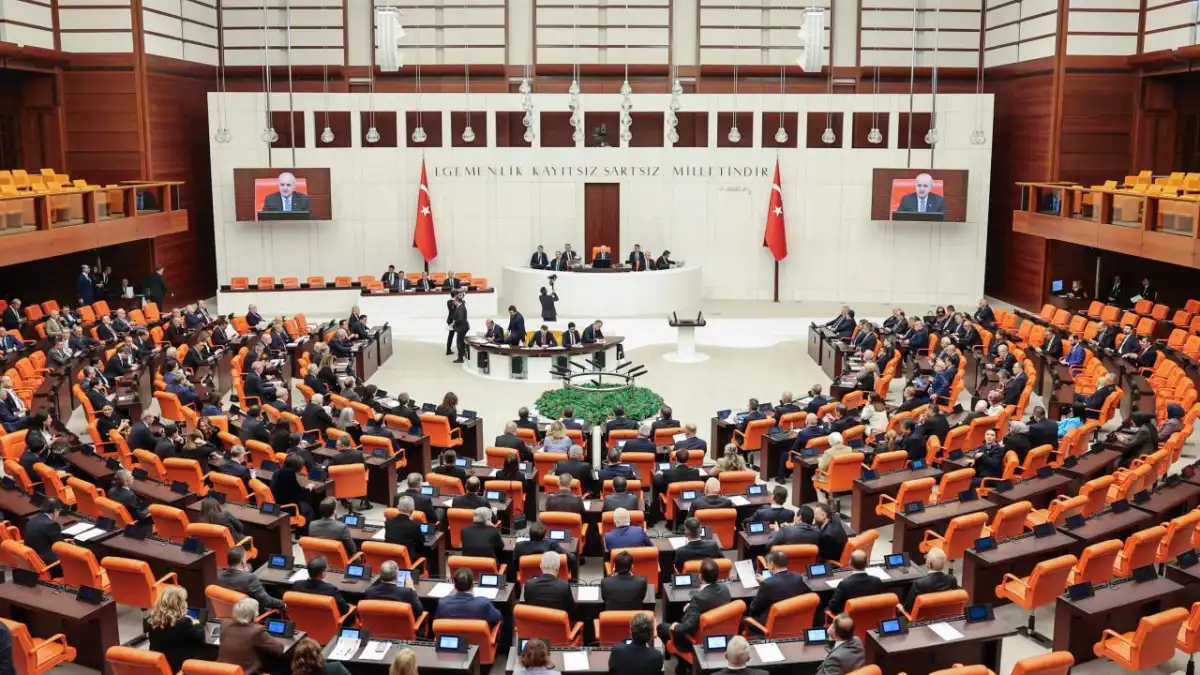 Meclis’te bütçe görüşmeleri ve Kızılay teklifi gündemde