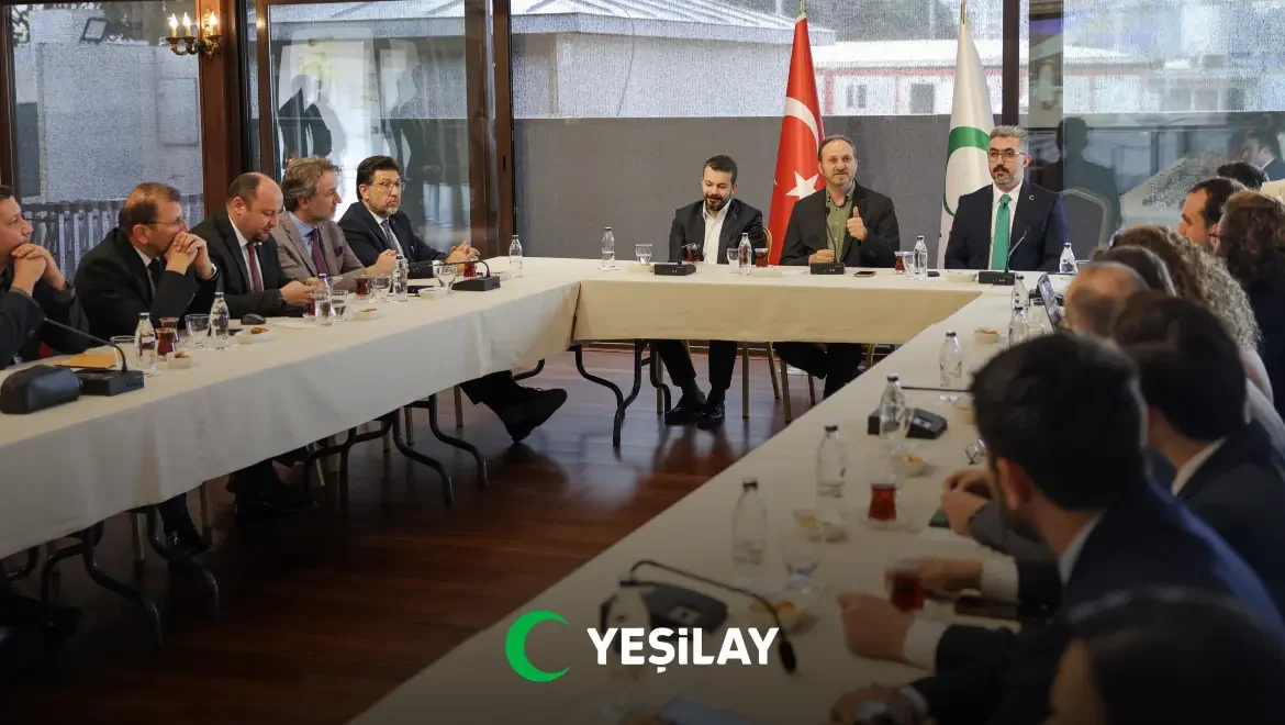 Yeşilay yönetiminden bağımlılıkla mücadele değerlendirmesi